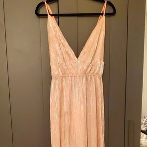 Pink maci dress with a split